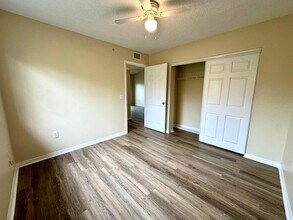 8965 Okeechobee Blvd, Unit 302 in West Palm Beach, FL - Building Photo - Building Photo