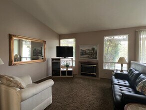 248 Strada Fortuna in Palm Desert, CA - Building Photo - Building Photo