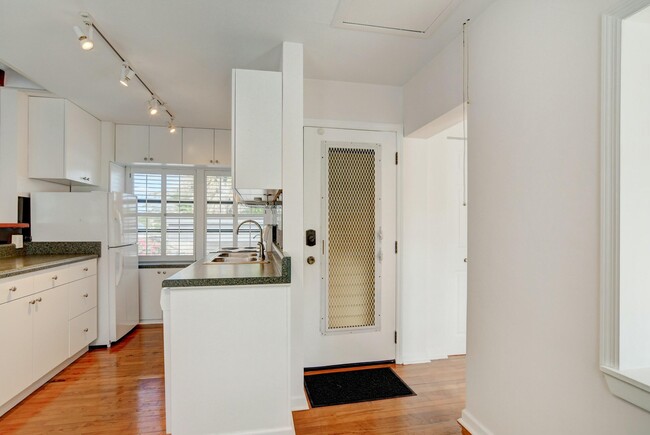 4 Gibbs Rd in Delray Beach, FL - Building Photo - Building Photo