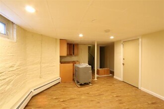 14 Garrison Ave, Unit 4 in Somerville, MA - Building Photo - Building Photo