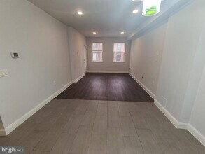 1113 Wallace St in Philadelphia, PA - Building Photo - Building Photo