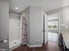 183 Aylesbury Ln in Martinsburg, WV - Building Photo - Building Photo