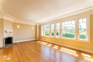 3032 Pierce St in San Francisco, CA - Building Photo