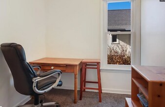 403 W Eleventh St in Traverse City, MI - Building Photo - Building Photo