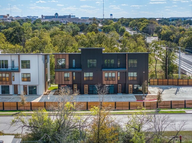 property at 2539 E Villa Maria