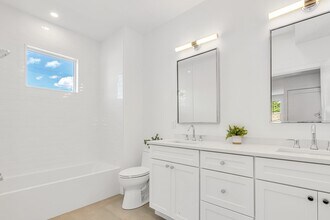 142 Birch St in Boston, MA - Building Photo - Building Photo