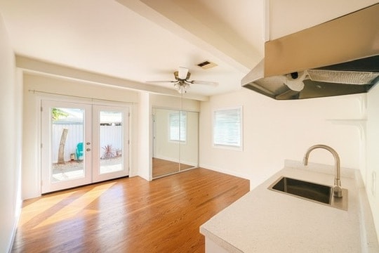property at 18902 Victory Blvd
