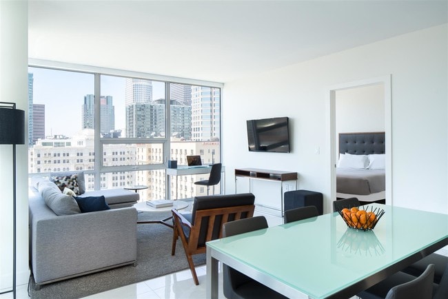 LEVEL - South Olive in Los Angeles, CA - Building Photo - Building Photo