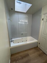 977 El Camino Real, Unit 303 in Burlingame, CA - Building Photo - Building Photo