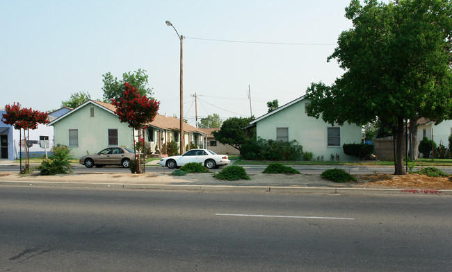 4317 E Belmont Ave in Fresno, CA - Building Photo - Building Photo