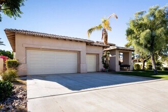 40741 Avenida Solana in Palm Desert, CA - Building Photo - Building Photo