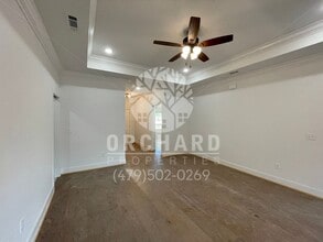 8 McDole Ln in Bella Vista, AR - Building Photo - Building Photo