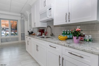 10 Lower Notch Rd-Unit -5 in Woodland Park, NJ - Foto de edificio - Building Photo