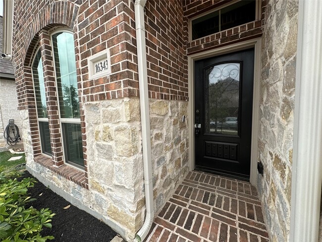 16343 Silver Emperor St in Atascocita, TX - Building Photo - Building Photo