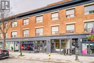 1074 St Clair Ave W in Toronto, ON - Building Photo - Building Photo