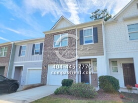 2365 Camden Oak Way in Lithonia, GA - Building Photo