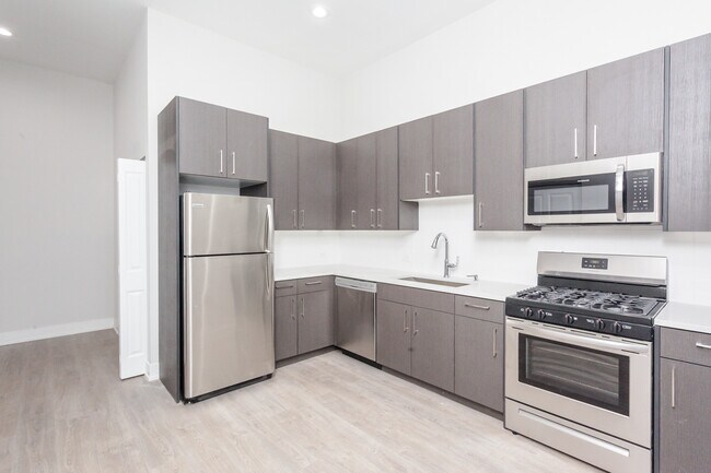 818 W 18th St-Unit -1R in Chicago, IL - Building Photo - Building Photo