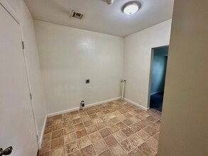 814 S Belmont St in Wichita, KS - Building Photo - Building Photo