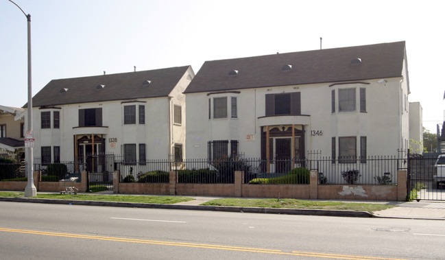 Crenshaw Apartments in Los Angeles, CA - Foto de edificio - Building Photo