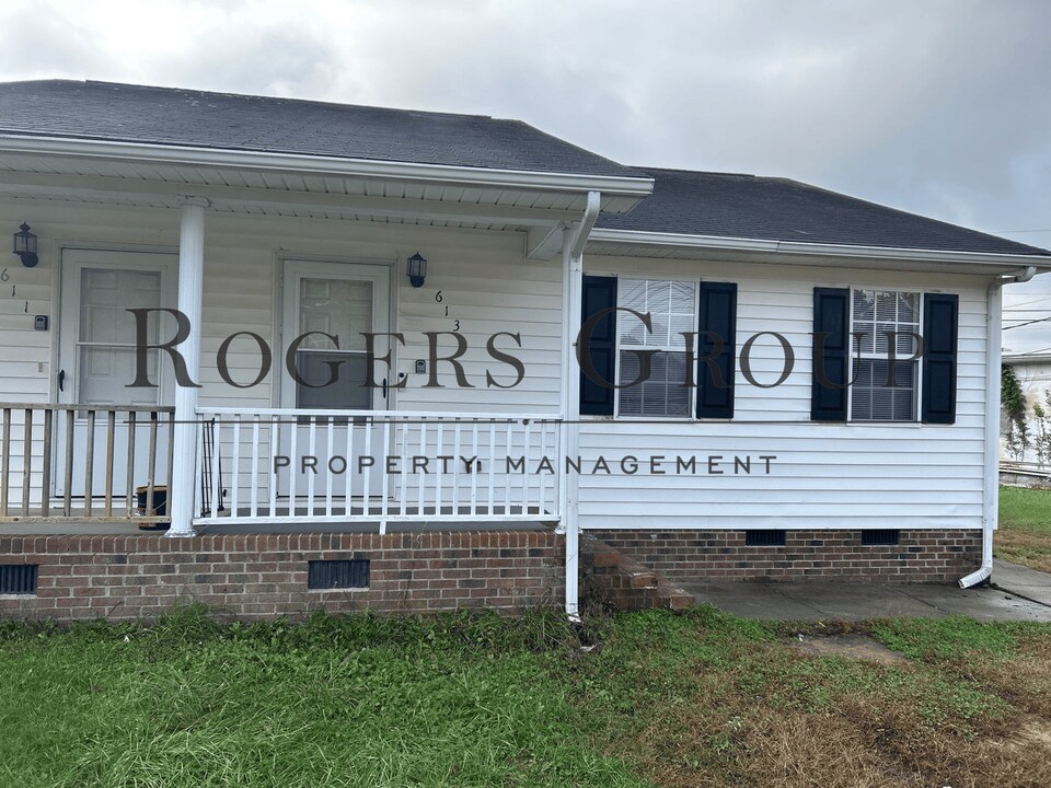 611&613-613 Hicks Mill Rd in Oxford, NC - Building Photo