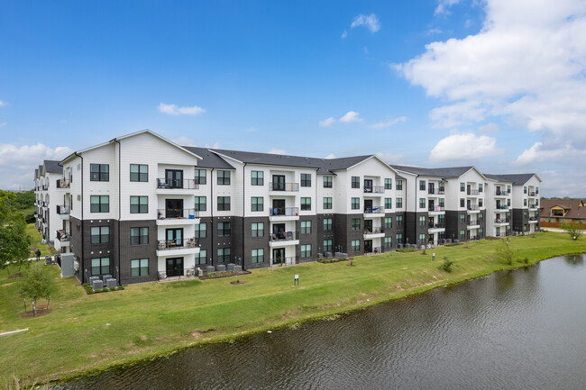 The Harbor At The Barracks in College Station, TX - Building Photo - Building Photo