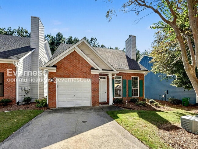 1440 Gates Cir SE