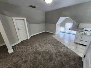 22 Blakely Ave in Terre Haute, IN - Building Photo - Building Photo