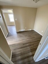 9842-44-46 E Washington St in Chagrin Falls, OH - Building Photo - Building Photo