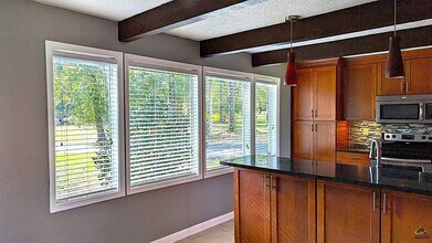 1120 Kathryn Ryals Rd in Warner Robins, GA - Building Photo - Building Photo