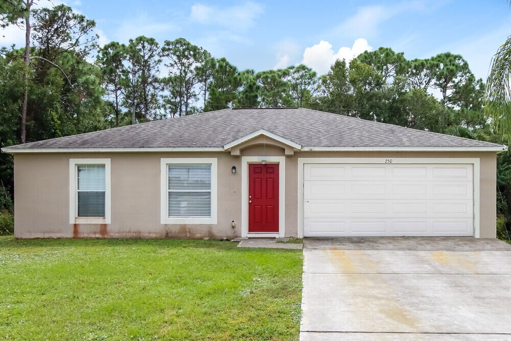 250 Breakwater St SE in Palm Bay, FL - Foto de edificio