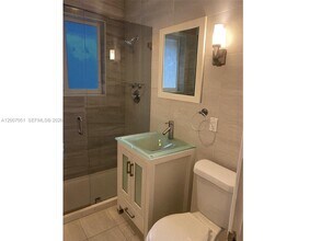 812 NE 90th St in Miami, FL - Building Photo - Building Photo