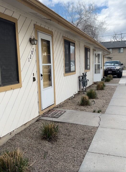 1207 S Manitou Ave in Boise, ID - Foto de edificio