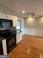 10310 Meadowview Dr in Fredericksburg, VA - Building Photo - Building Photo