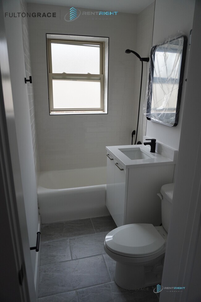 property at 1553 W Hollywood Ave