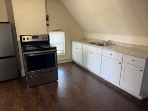2063 PA-130 in Mount Pleasant, PA - Building Photo - Building Photo