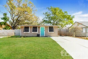 6443 31st St N in St. Petersburg, FL - Building Photo