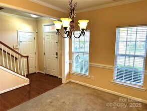 7946 Mariners Pointe Cir in Denver, NC - Building Photo - Building Photo