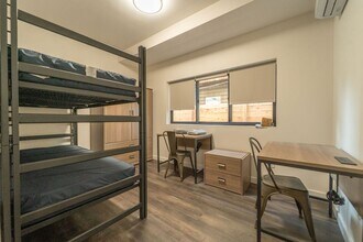 2737 Durant Avenue in Berkeley, CA - Foto de edificio - Interior Photo