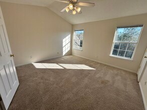 282 Swaying Pine Ct in Crestview, FL - Building Photo - Building Photo