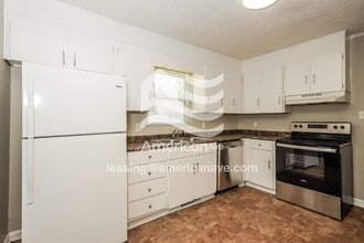 2557 Saratoga Dr in Macon, GA - Building Photo - Building Photo