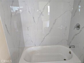 6008 Kansas Ave in Los Angeles, CA - Building Photo - Building Photo