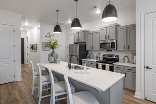 The Cottages at the Manor in Little Rock, AR - Building Photo