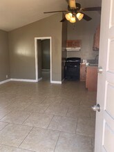 13152 Westlake St in Garden Grove, CA - Foto de edificio - Building Photo