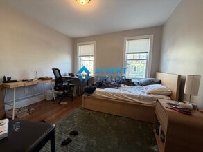 275 Parker Hill Ave, Unit 3 in Boston, MA - Building Photo - Building Photo