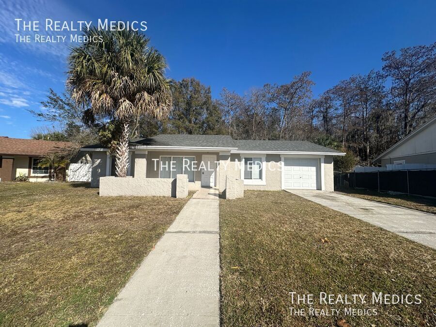 2810 Grand Bend Ct in Orlando, FL - Building Photo