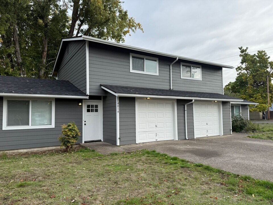 4012 Southway Loop in Springfield, OR - Building Photo
