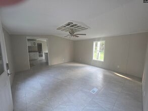 1527 Middlepen Rd SE in Orangeburg, SC - Building Photo - Building Photo