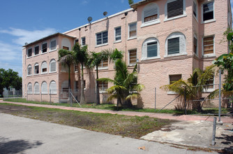 The Mansion in Miami Beach, FL - Foto de edificio - Building Photo