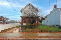 45 Cedar St in Keyport, NJ - Foto de edificio - Building Photo