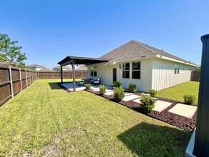 14315 Capote Fls Ln in McAllen, TX - Building Photo - Building Photo